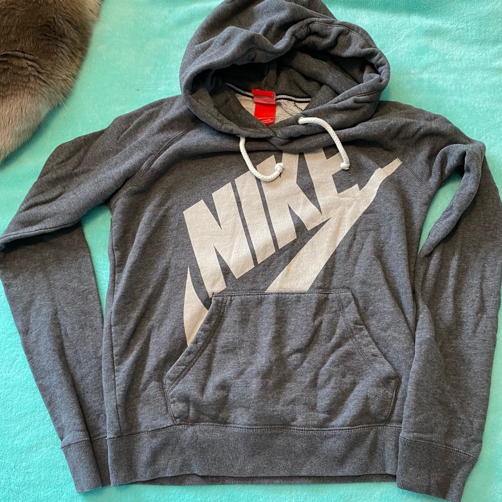 Nike hooded sweatshirt